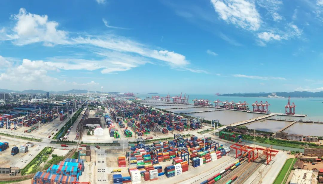区域指数“三涨三跌” 中海内贸集运指数环比上涨34点  --  云顶国际物流